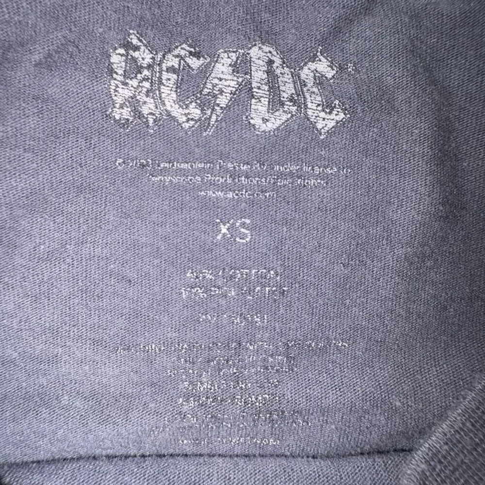 Unbranded Men's Navy and Blue T-shirt - Picture 2 of 3